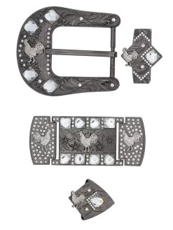 Herraje Para Cinto Vaquero De 1 1/2" Adorno Gallo Cristal Blanco 6-Pzas De Metal Ahumado Grabado 'El General' - ID: 35197